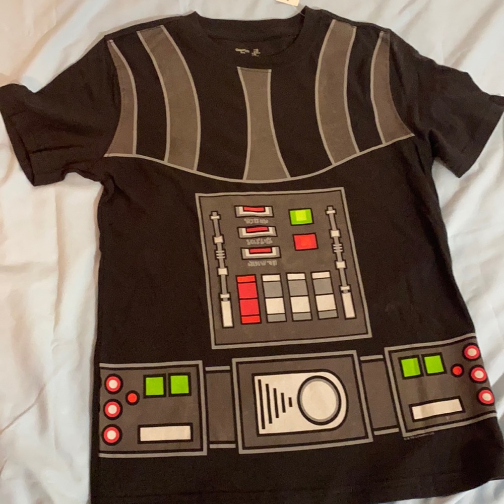Black T shirt